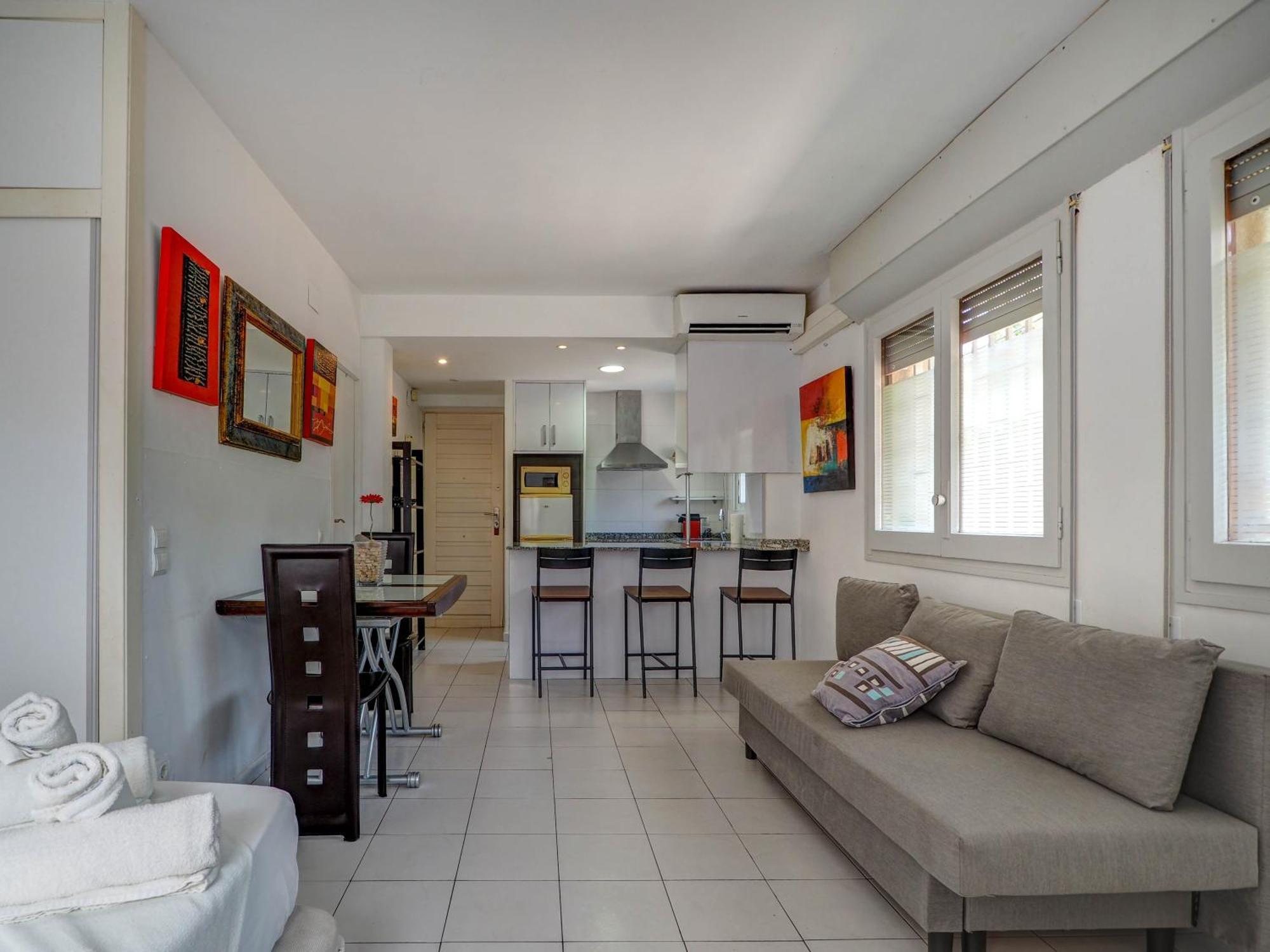 Los Globos Beach Studio By Hello Homes סיטגס מראה חיצוני תמונה